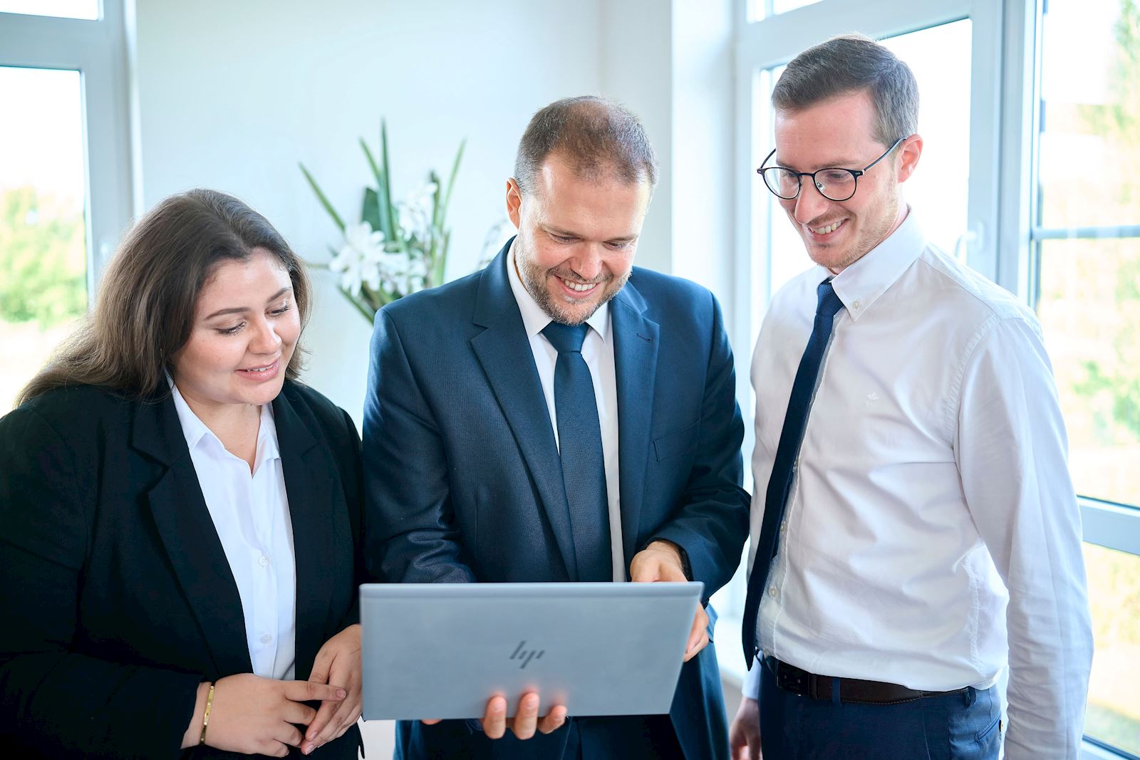 Vous souhaitez mettre votre entreprise aux normes mais ne savez pas par où commencer ?